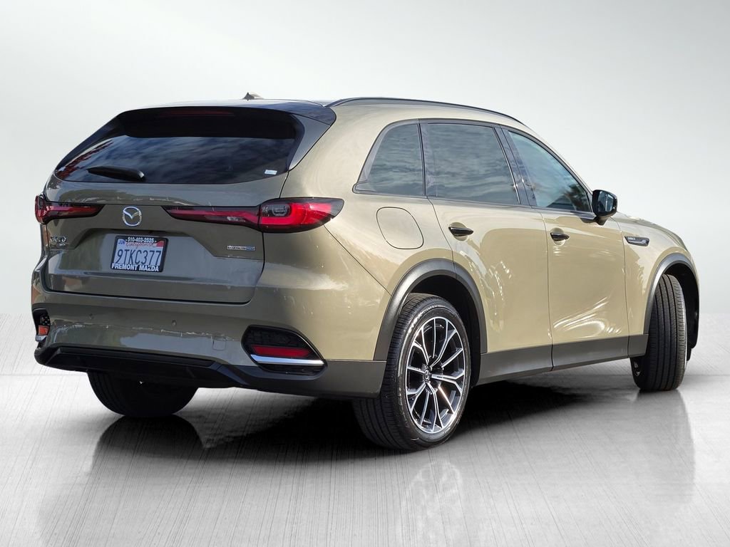 Certified 2025 MAZDA CX-70 Plug-In Hybrid w/ Premium Plus AWD/4WD image 4