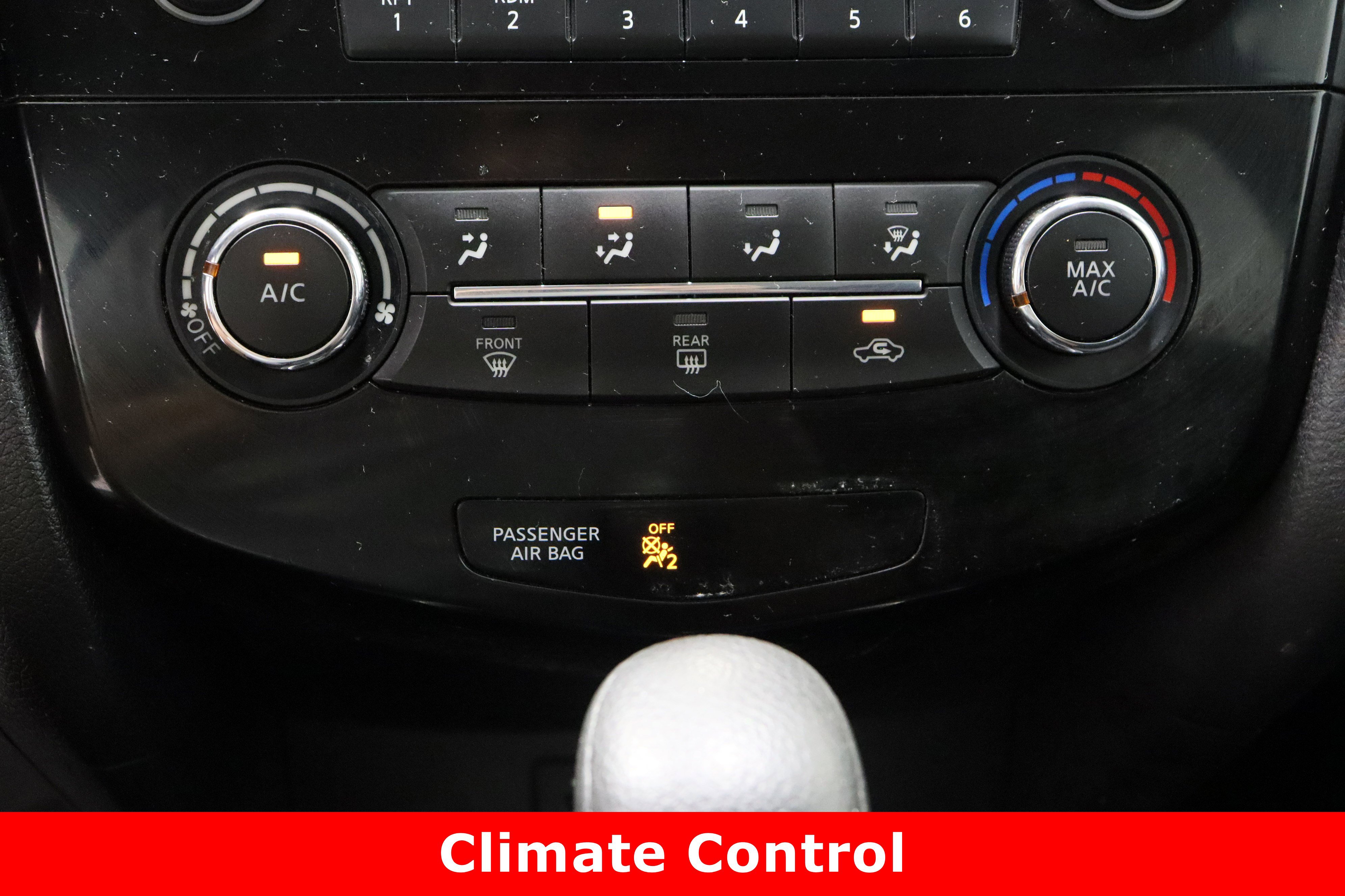 Used 2016 Nissan Rogue S image 18