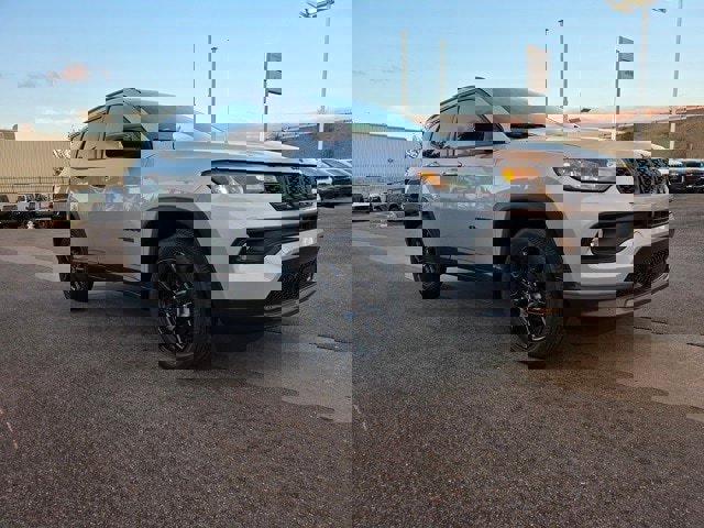 New 2026 Jeep Compass Latitude image 9