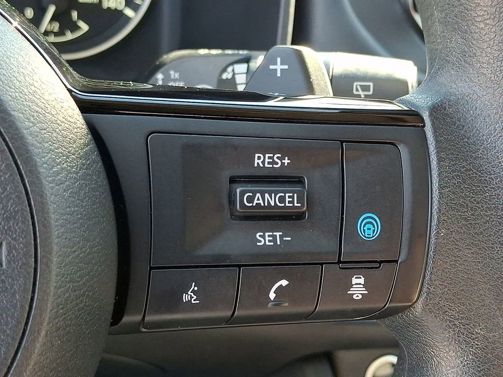 Certified 2023 Nissan Rogue SV image 23