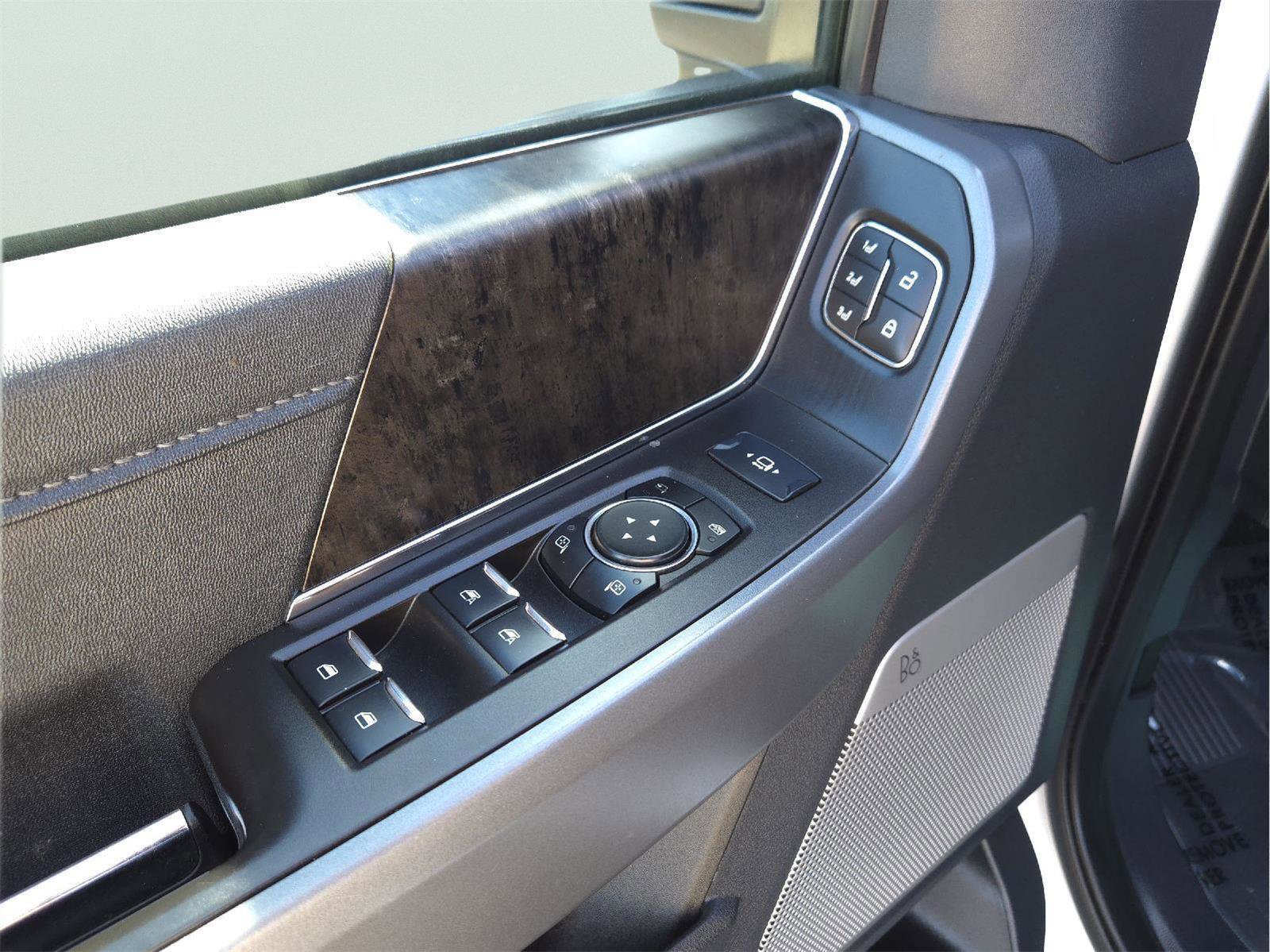 Used 2024 Ford F250 Lariat w/ Tremor Off-Road Package image 10