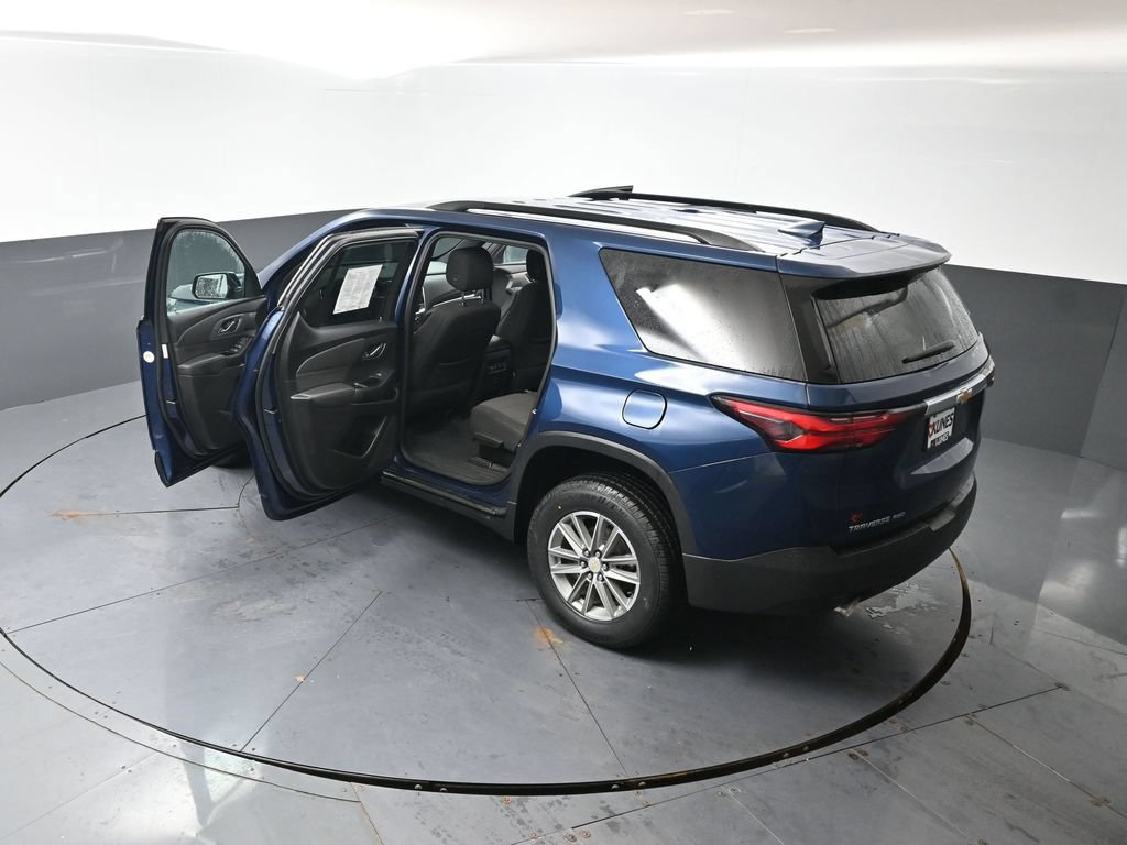 Used 2023 Chevrolet Traverse LT w/ LPO, Floor Liner Package AWD/4WD image 62