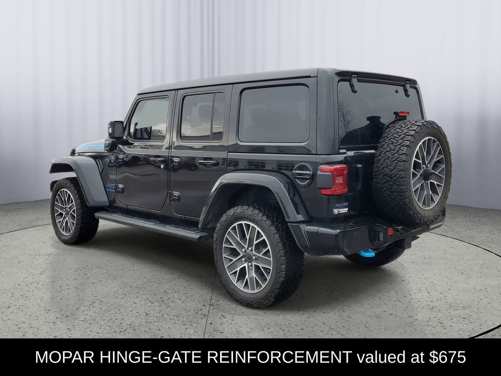 Used 2024 Jeep Wrangler High Altitude AWD/4WD image 5