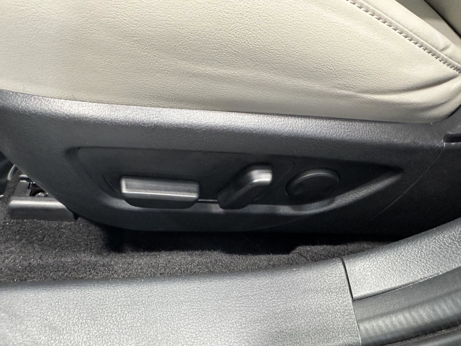 Used 2023 MAZDA CX-30 AWD 2.5 S w/ Preferred Package image 17