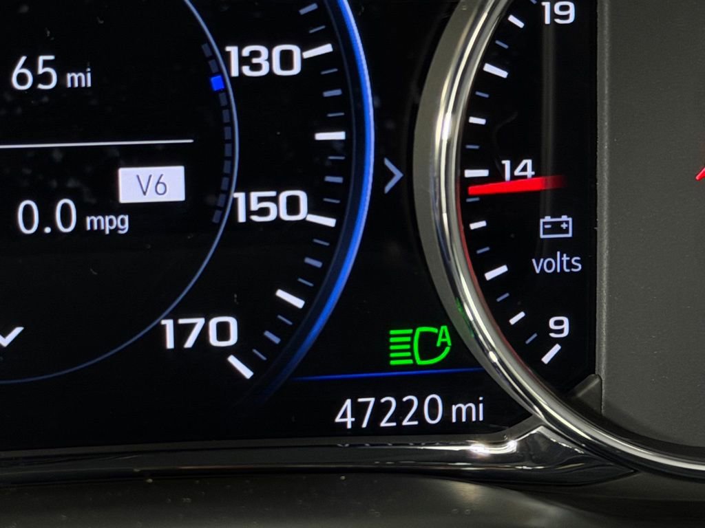 Used 2022 GMC Acadia AT4 w/ Technology Package AWD/4WD image 16