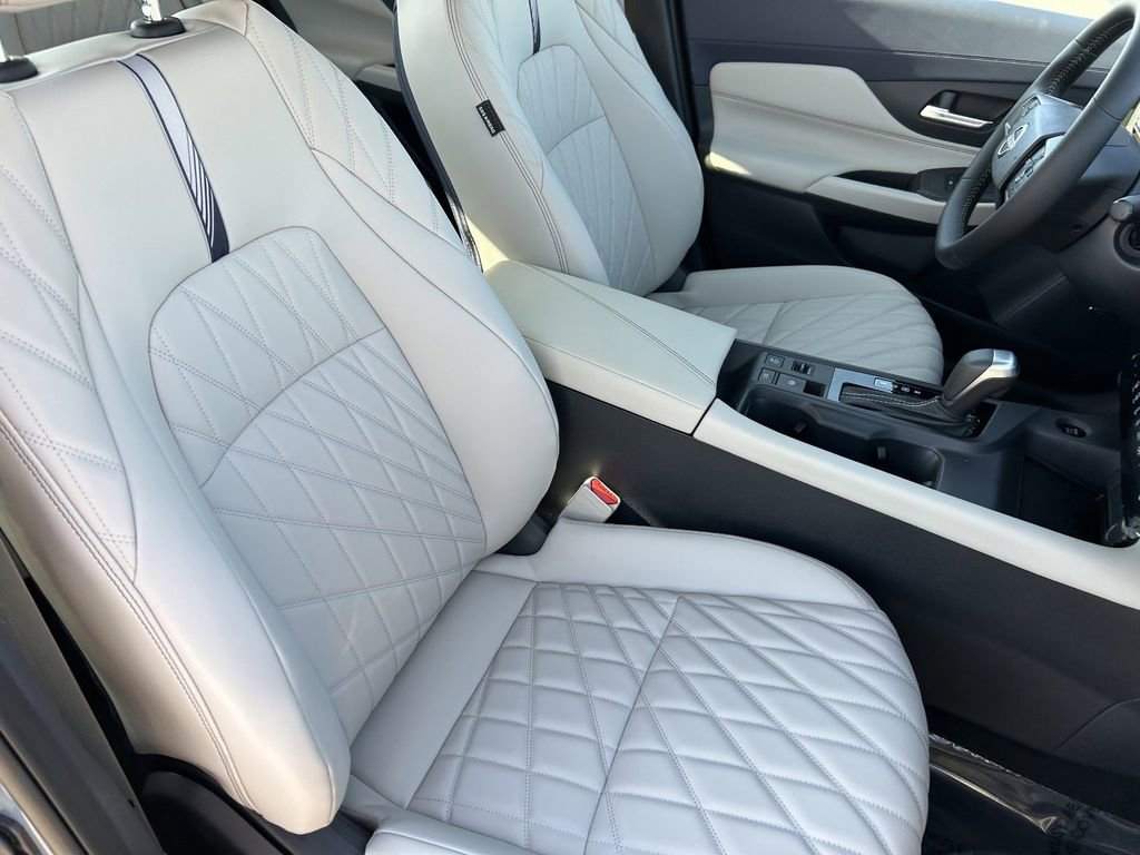 New 2026 Nissan Sentra SL w/ Floor Mat Package image 10