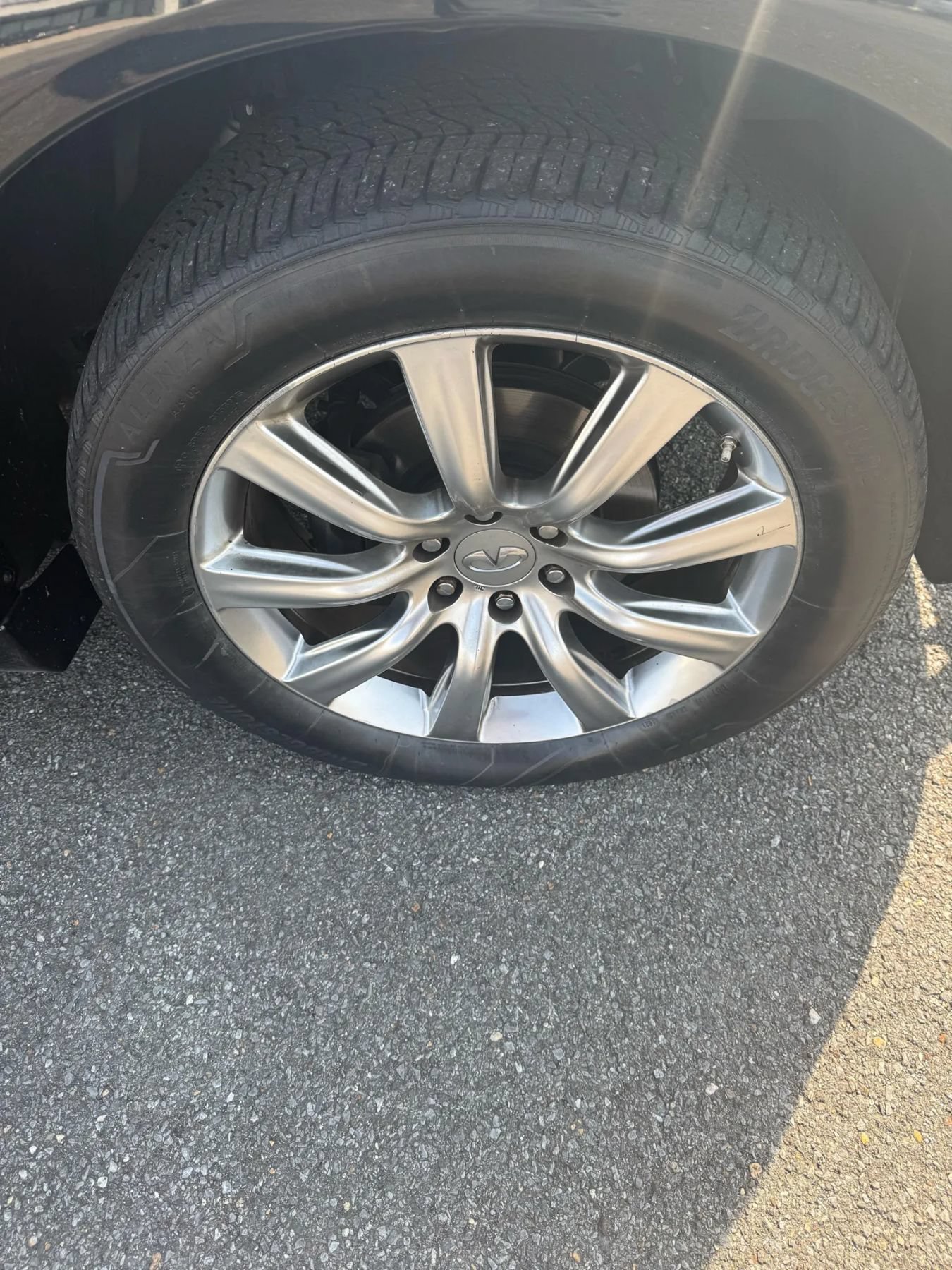 Used 2012 INFINITI QX56 4WD w/ Deluxe Touring Pkg image 11