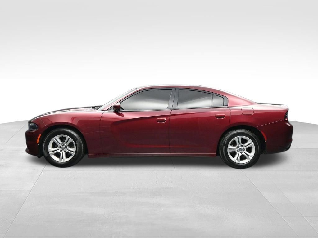 Used 2019 Dodge Charger SXT RWD image 2