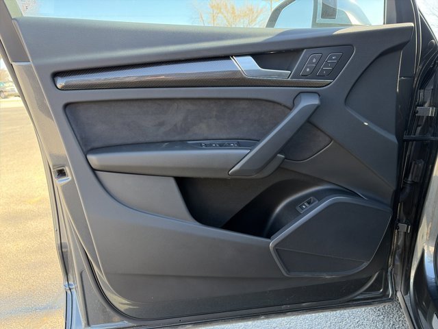 Used 2024 Audi SQ5 Premium image 16