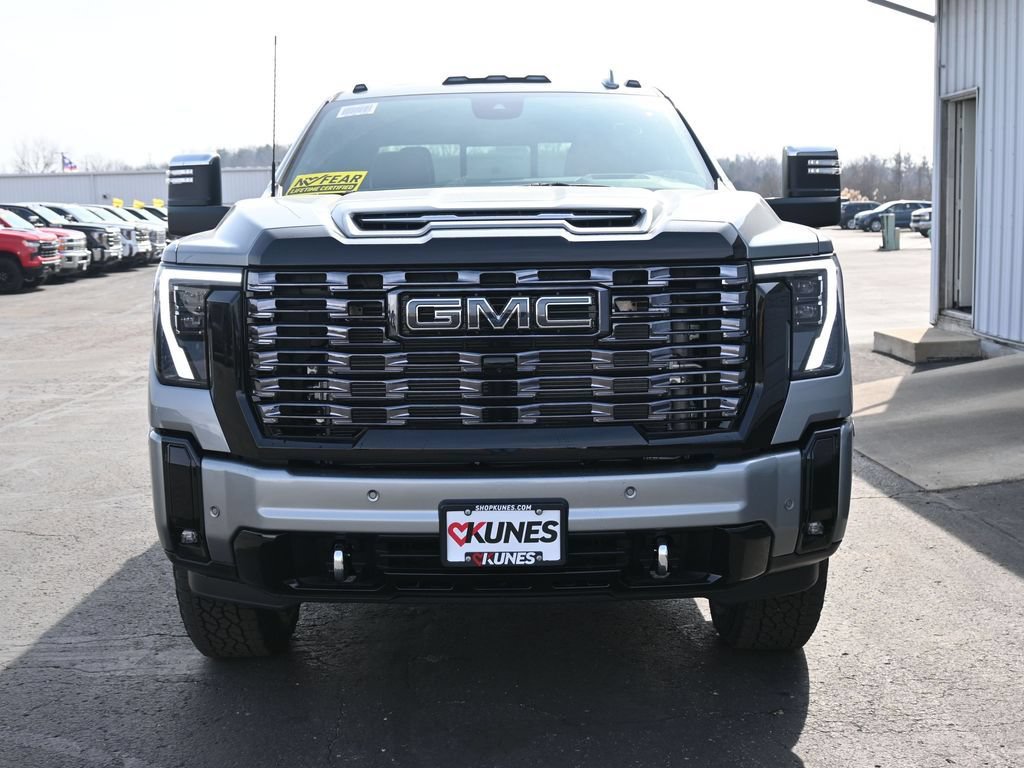New 2026 GMC Sierra 3500 Denali Ultimate AWD/4WD image 11