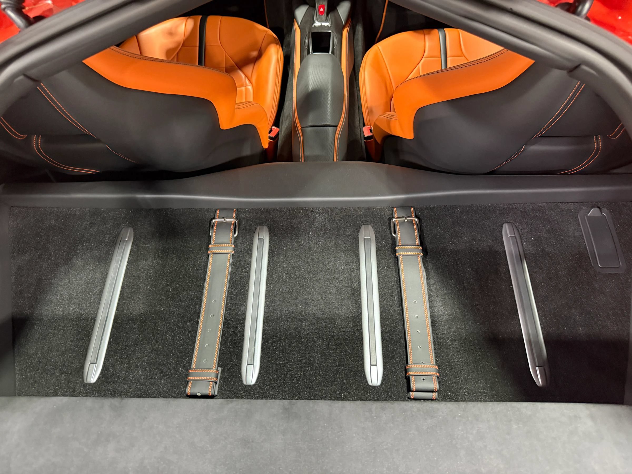 Used 2020 Ferrari 812 Superfast RWD image 72