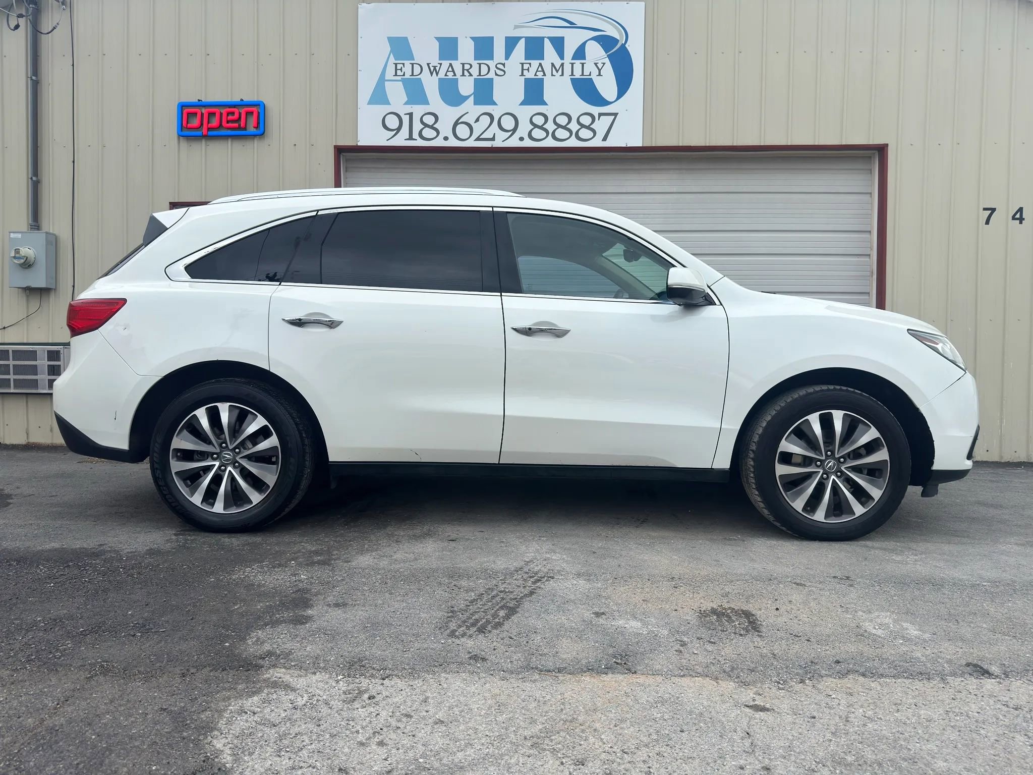 Used 2016 Acura MDX SH-AWD w/ Technology Package image 13