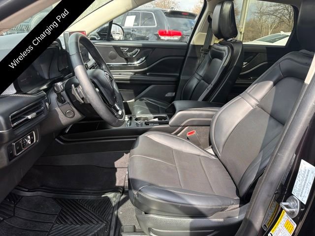 Used 2023 Lincoln Corsair Standard w/ Equipment Group 101A image 14