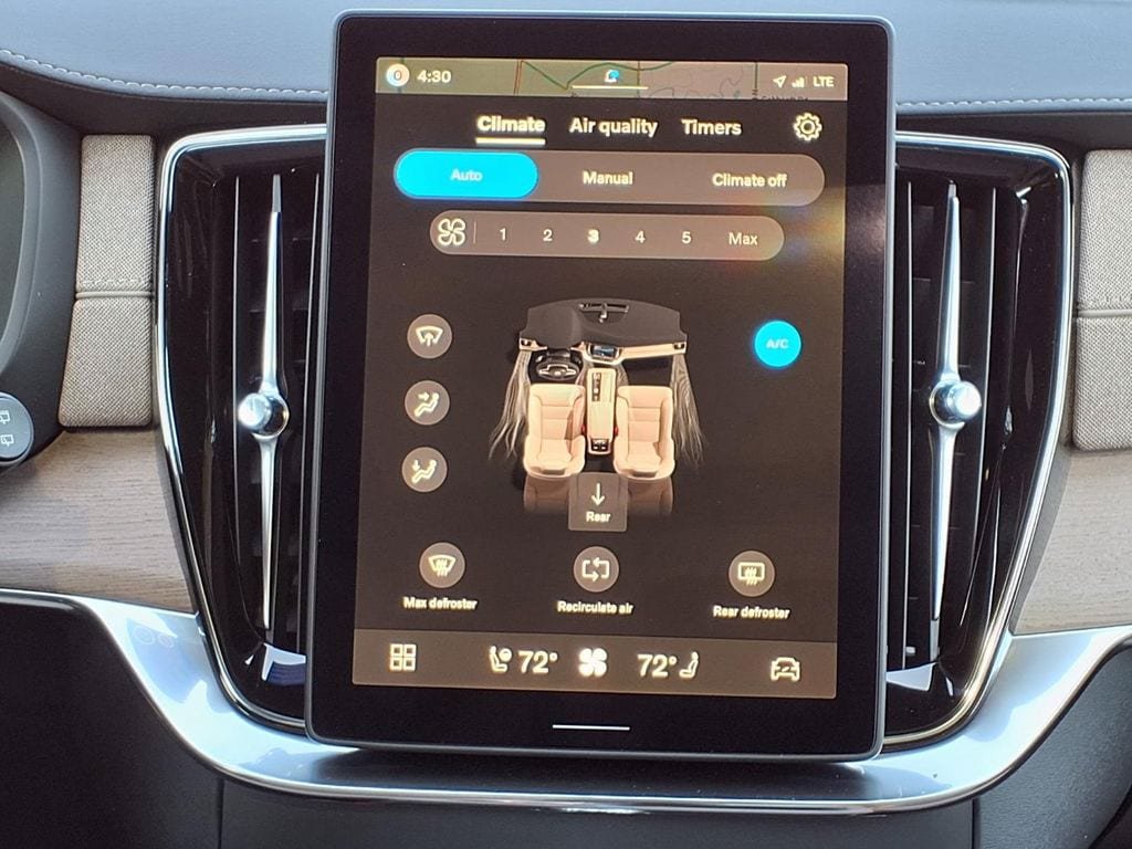 New 2026 Volvo XC90 B5 Core AWD/4WD image 17