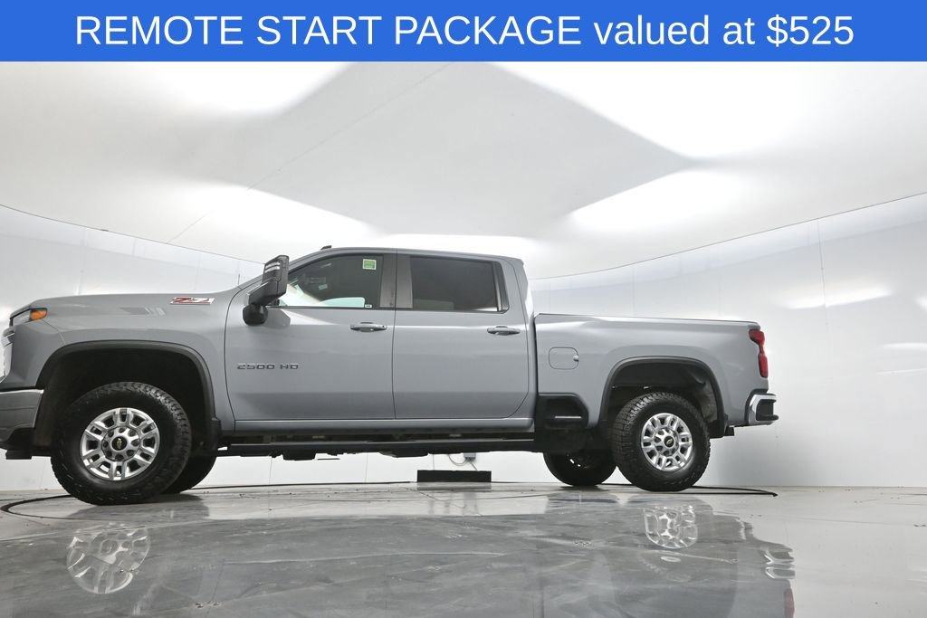 Used 2024 Chevrolet Silverado 2500 LT w/ Convenience Package image 7