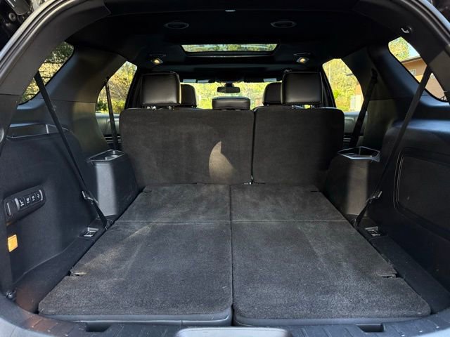 Used 2017 Ford Explorer Platinum image 35