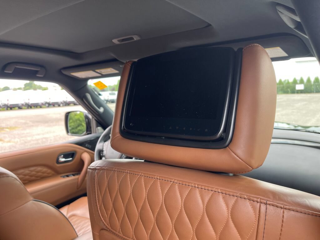 Used 2023 INFINITI QX80 Sensory w/ All-Season Package AWD/4WD image 35