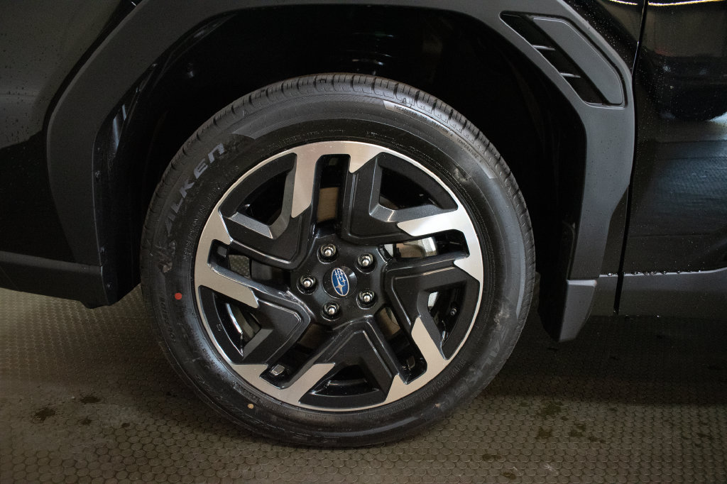 New 2026 Subaru Forester Touring AWD/4WD image 9