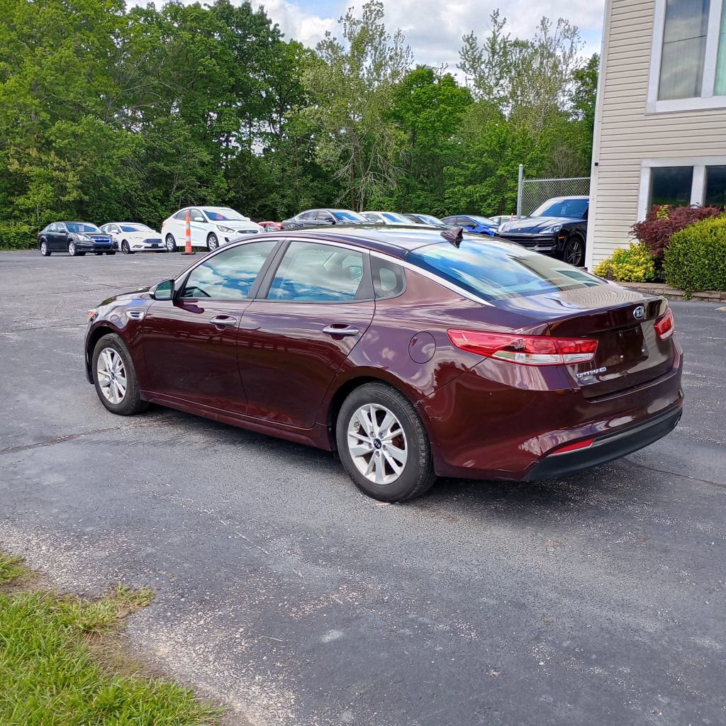 Used 2016 Kia Optima LX FWD image 3
