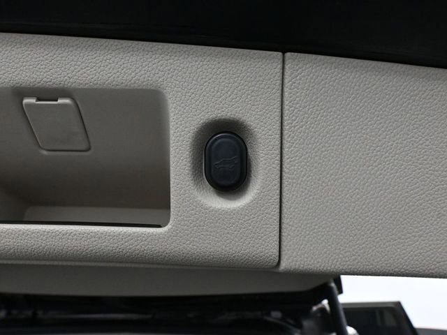 Used 2015 GMC Yukon Denali w/ Premium Package image 50