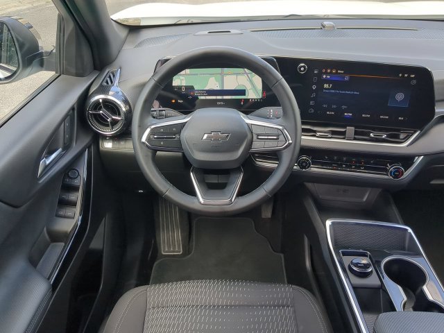 Used 2026 Chevrolet Equinox LT w/ Midnight Edition FWD image 18