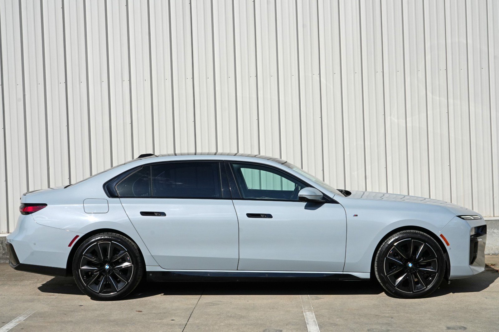 Used 2024 BMW 740i w/ M Sport Professional Package RWD image 58
