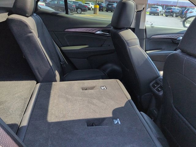 Used 2021 Buick Envision Avenir w/ Technology Package II AWD/4WD image 11