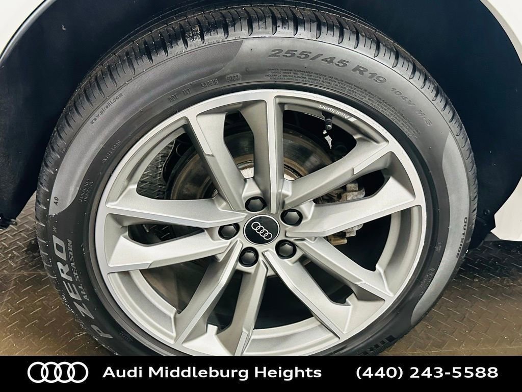 Certified 2024 Audi Q3 2.0T Premium Plus image 35