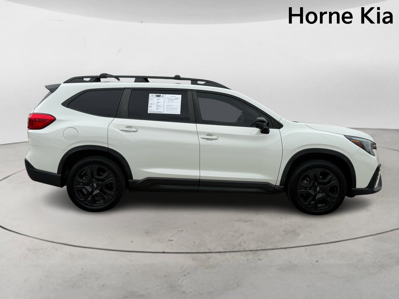Used 2023 Subaru Ascent Onyx Edition Limited image 3