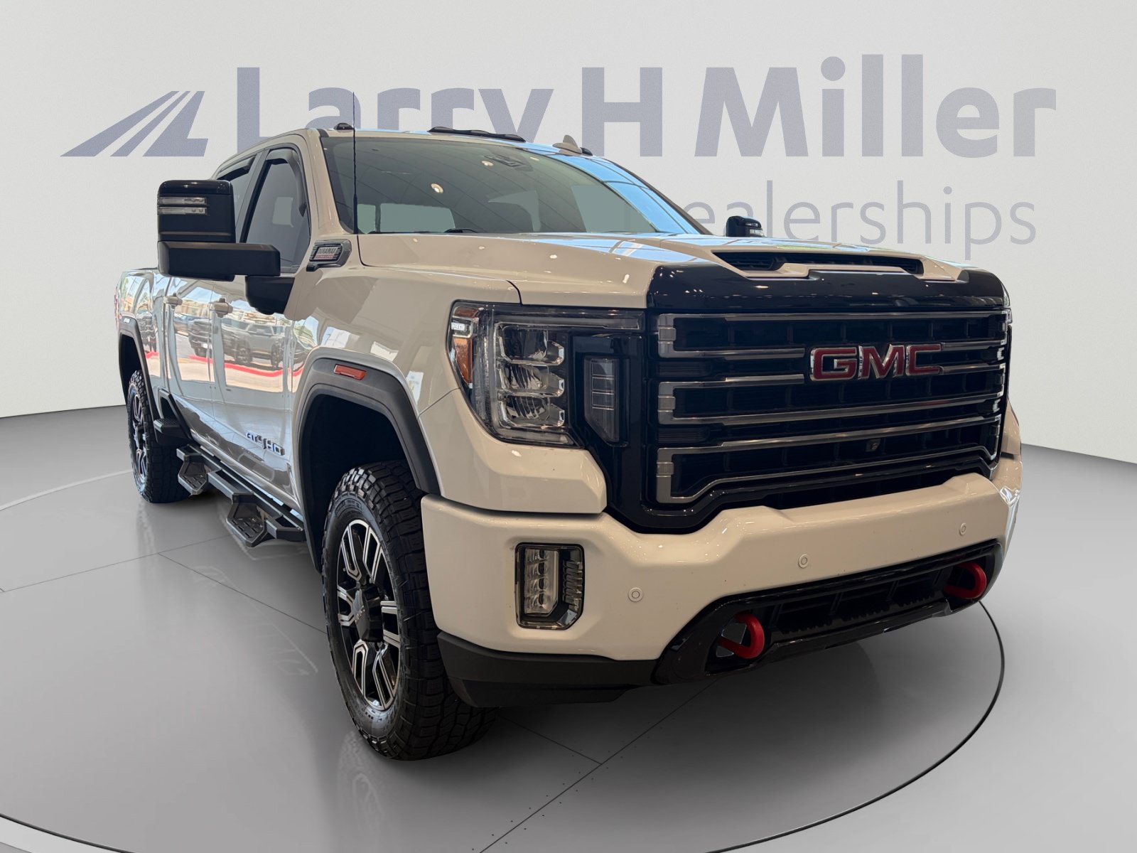 Used 2022 GMC Sierra 2500 AT4 w/ AT4 Premium Plus Package AWD/4WD image 7