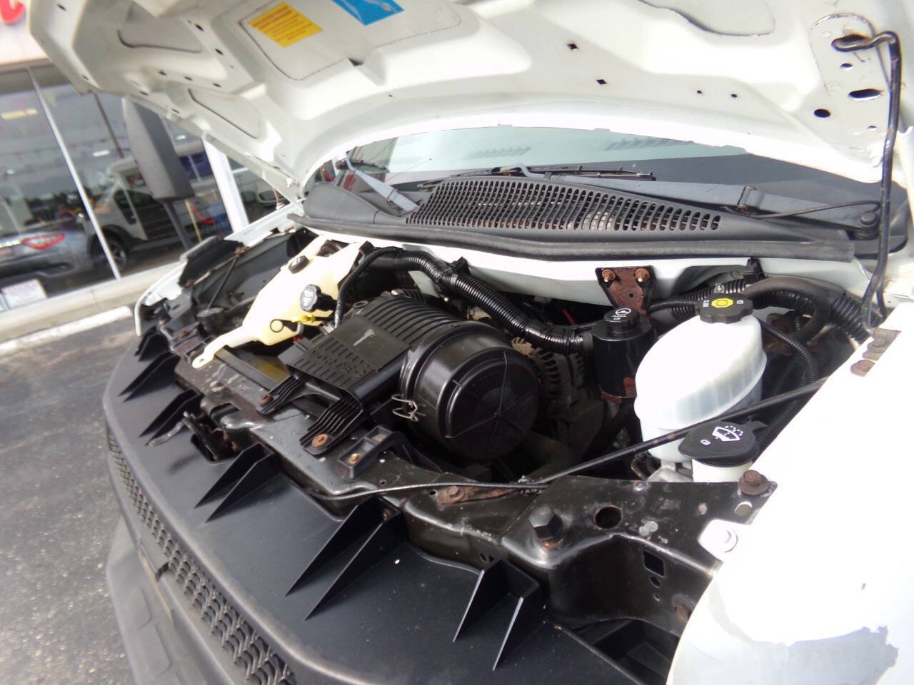 Used 2012 Chevrolet Express 3500 w/ School Bus Package RWD image 19