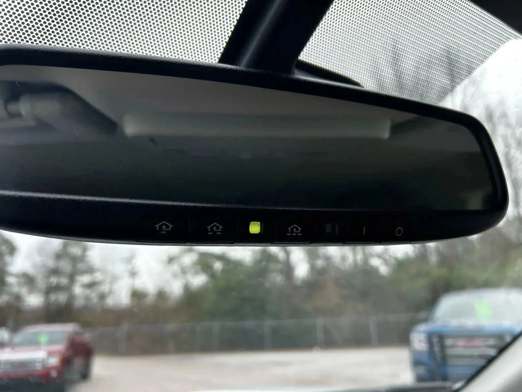 Used 2017 Nissan Titan SL image 28