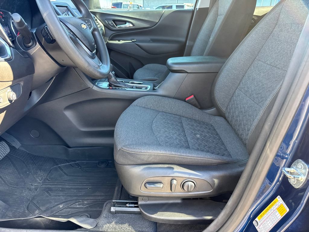 Used 2022 Chevrolet Equinox LT image 10