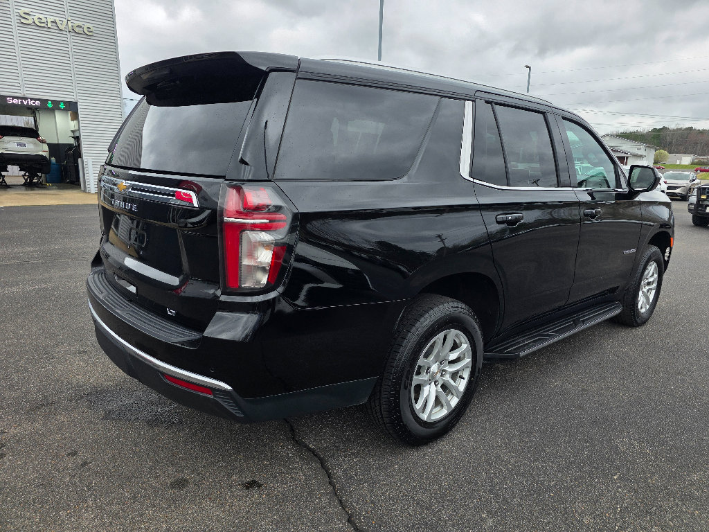 Used 2024 Chevrolet Tahoe LT RWD image 3