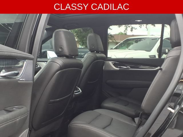Used 2021 Cadillac XT6 Premium Luxury w/ LPO, Floor Liner Package AWD/4WD image 16