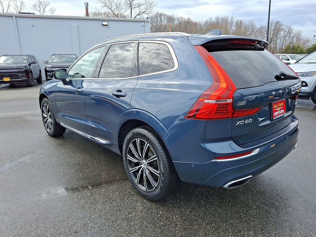 Used 2019 Volvo XC60 T5 Inscription image 4