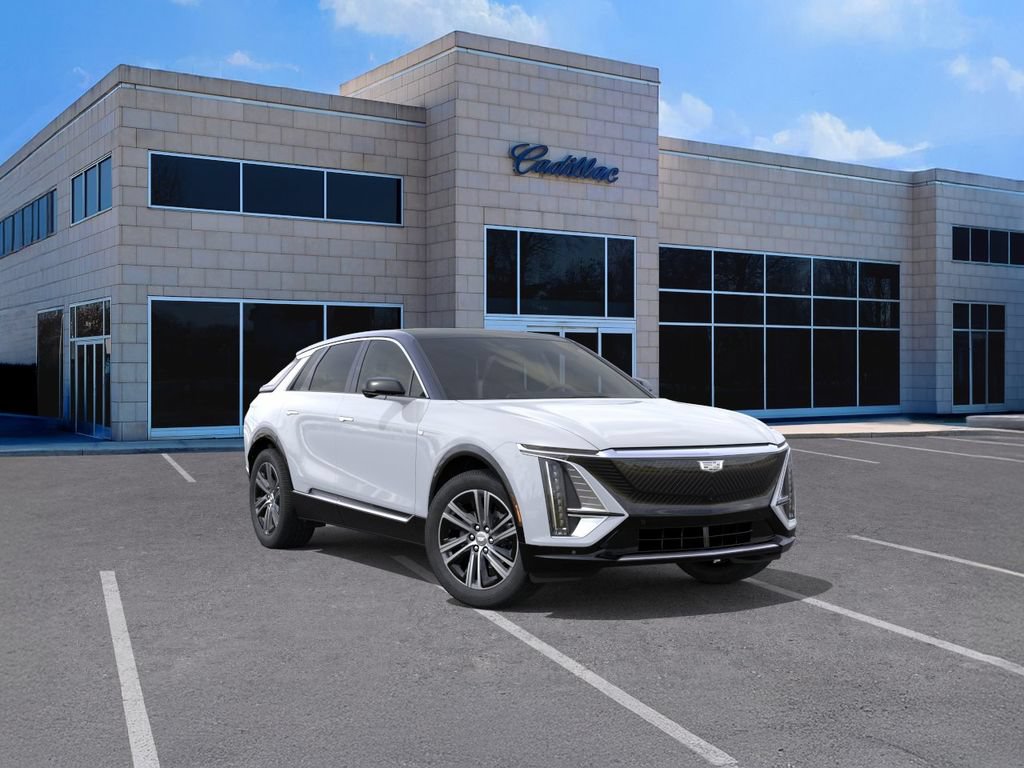 New 2026 Cadillac Lyriq Luxury AWD/4WD image 2