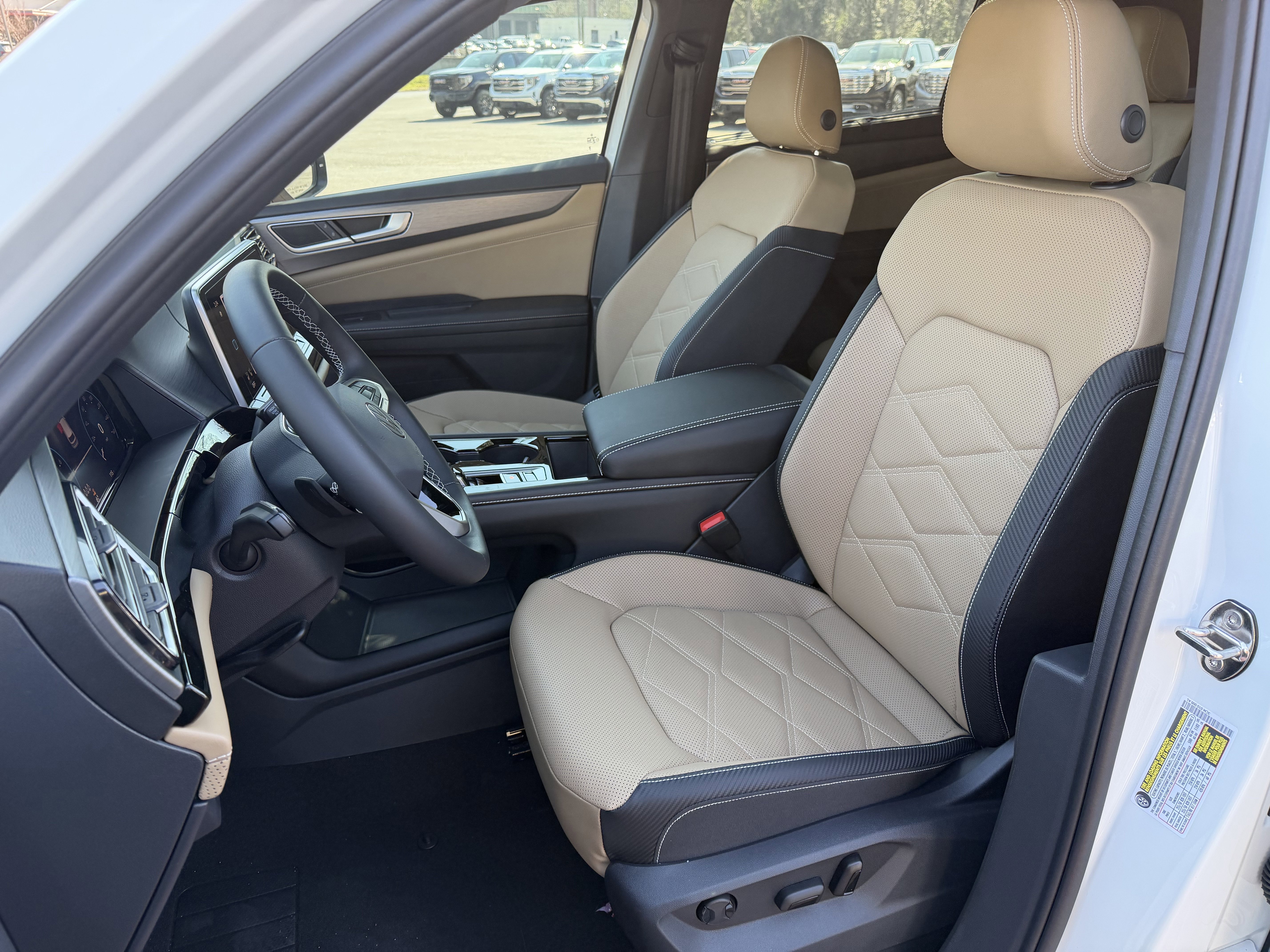New 2026 Volkswagen Atlas Cross Sport SE image 15