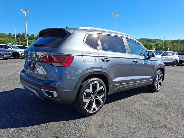 Certified 2023 Volkswagen Taos SEL AWD/4WD image 8