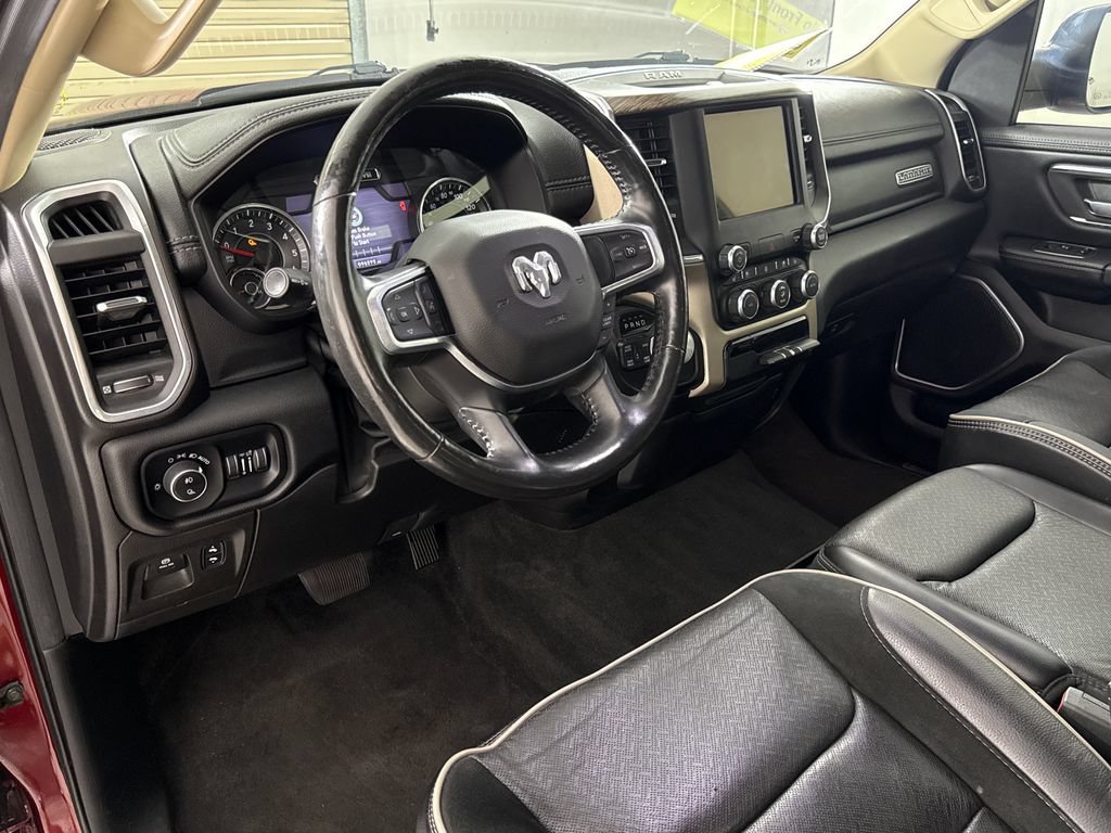 Used 2019 RAM 1500 Laramie AWD/4WD image 14
