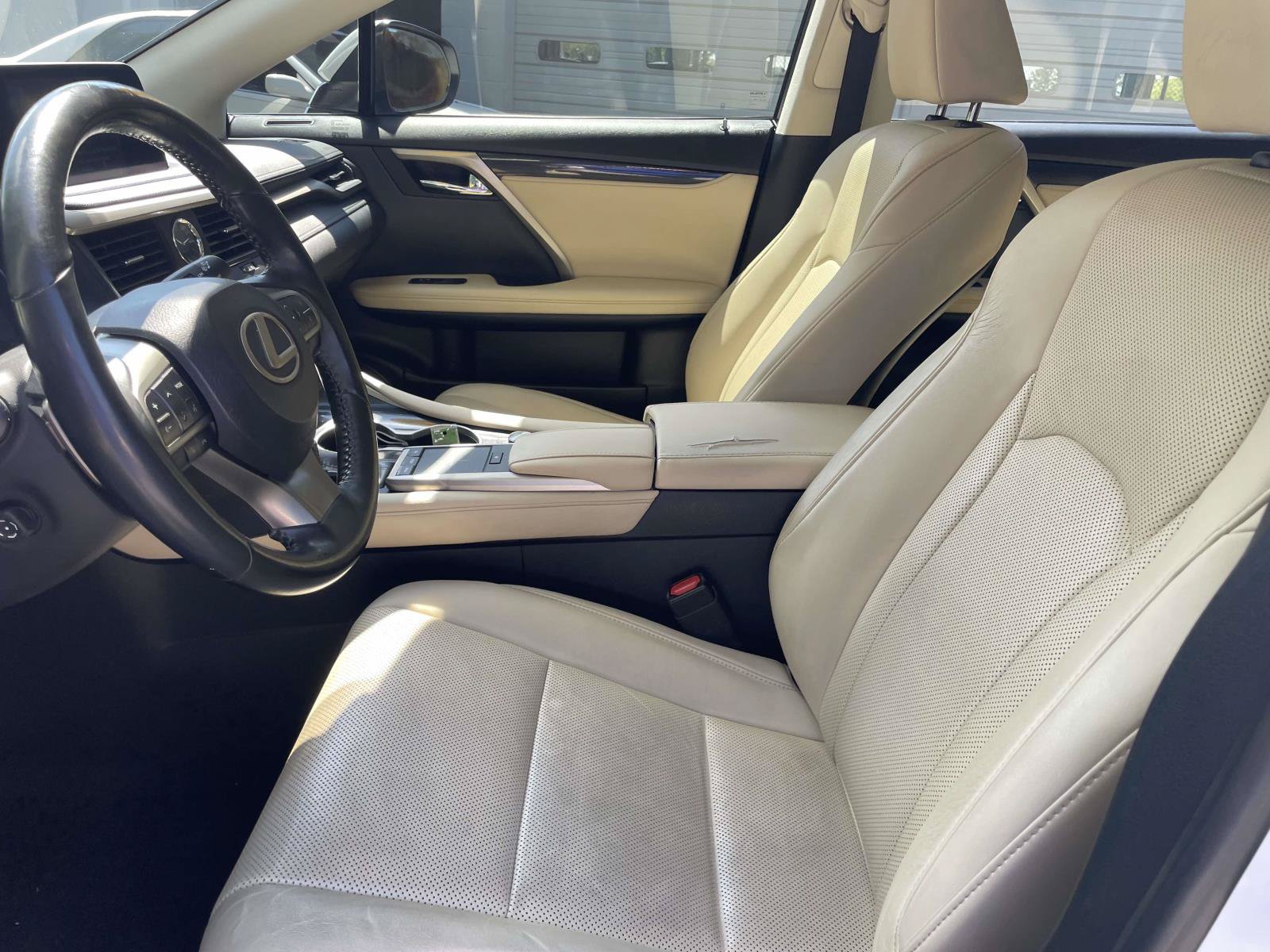 Used 2021 Lexus RX 350 FWD w/ Accessory Package image 18