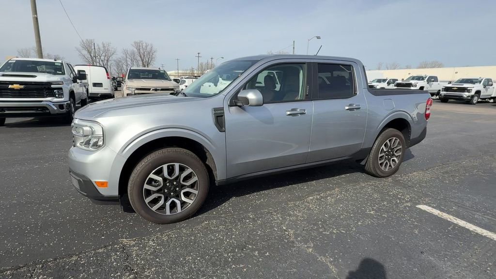 Used 2023 Ford Maverick Lariat w/ Lariat Luxury Package image 4