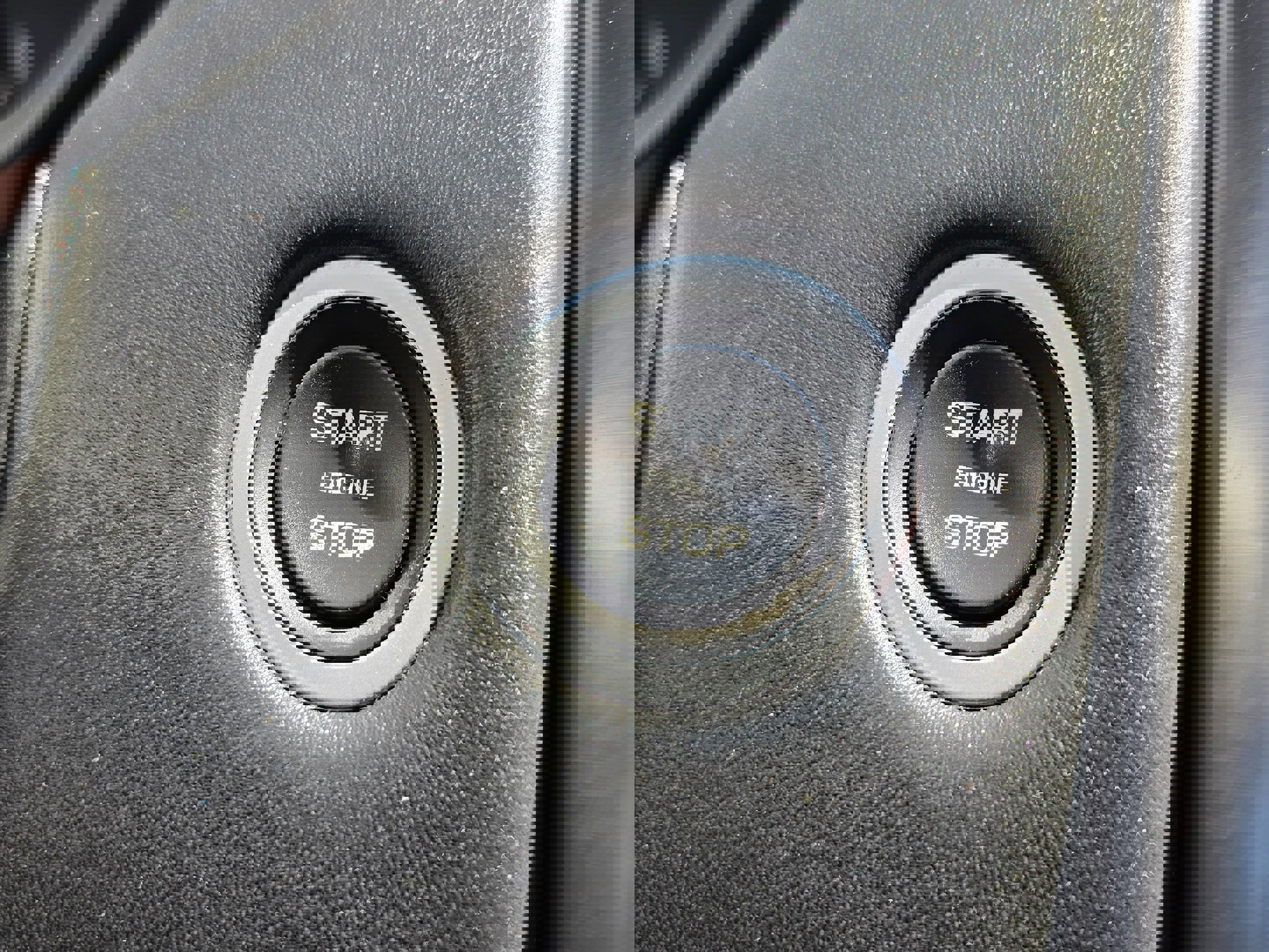 Used 2017 Land Rover Discovery First Edition image 38