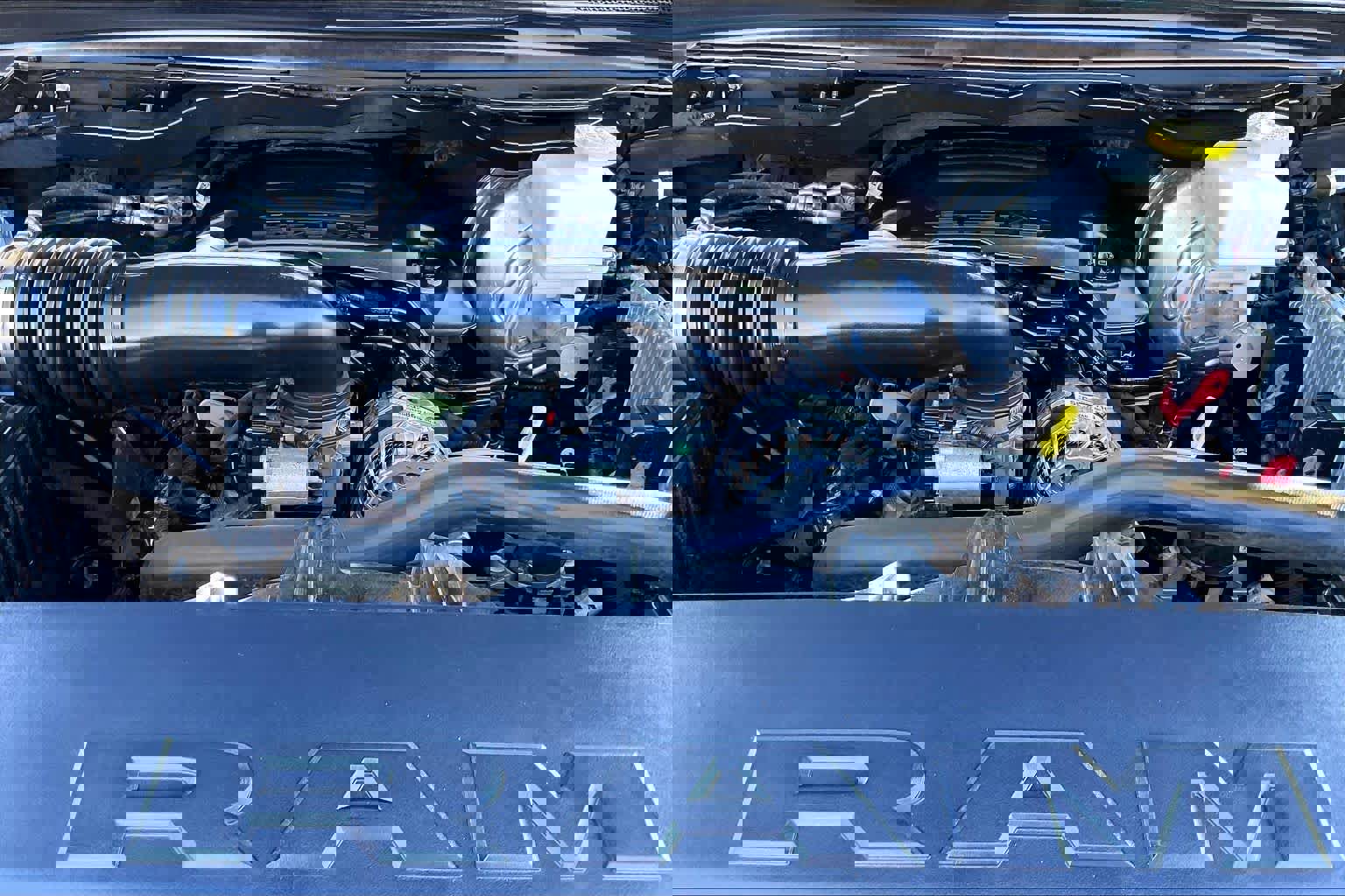 Used 2019 RAM 1500 Laramie image 13