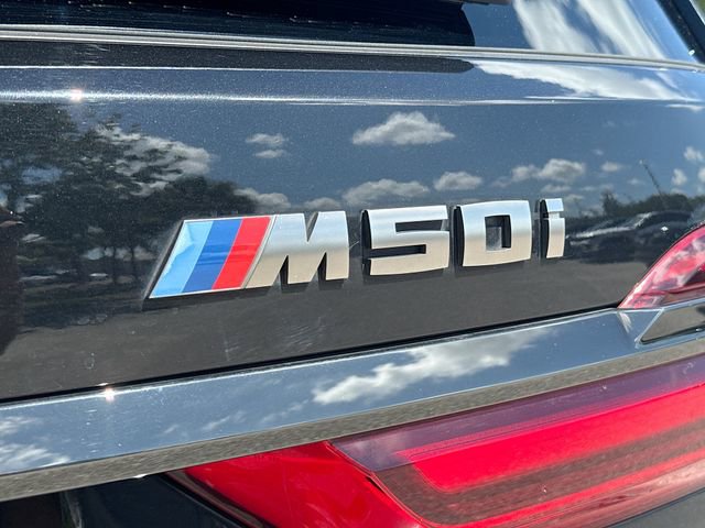 Used 2021 BMW X7 M50i w/ Executive Package AWD/4WD image 11