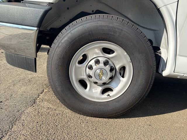 New 2024 Chevrolet Express 3500 w/ Power Convenience Package RWD image 13