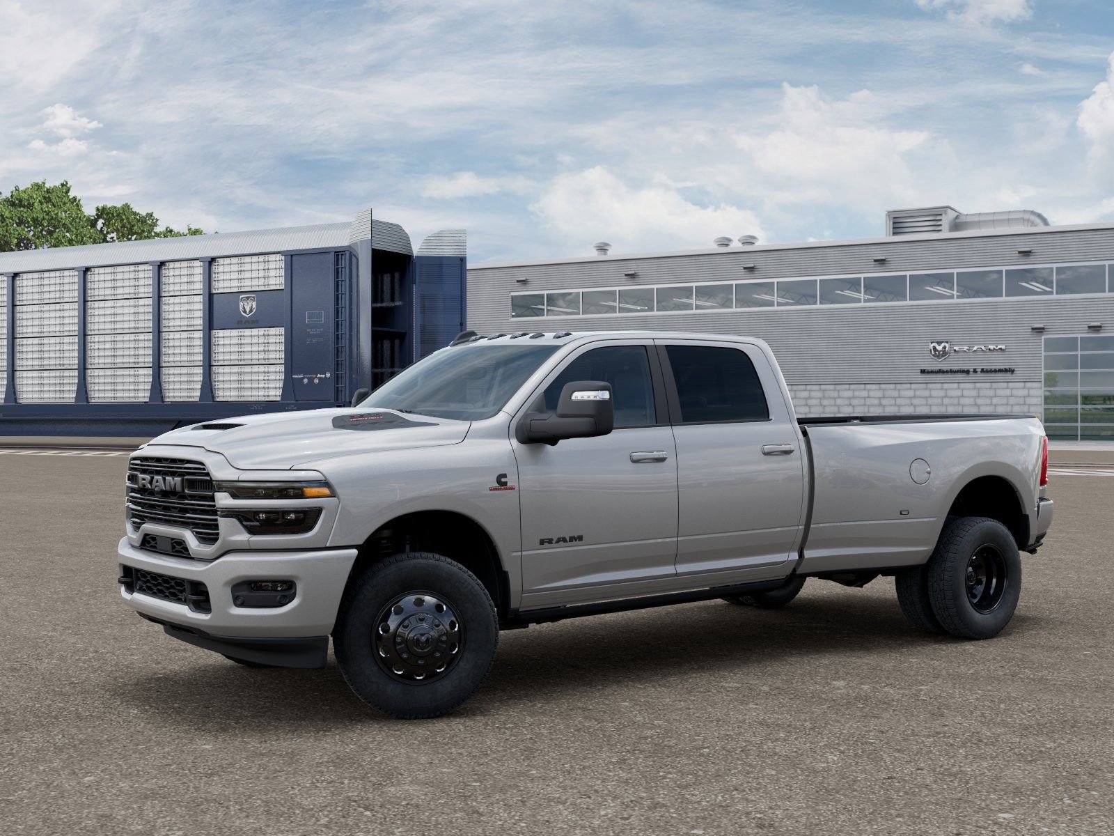 New 2026 RAM 3500 Laramie AWD/4WD image 5