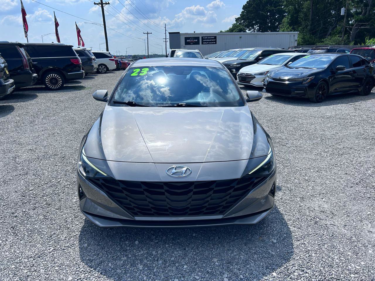 Used 2023 Hyundai Elantra SEL FWD image 16