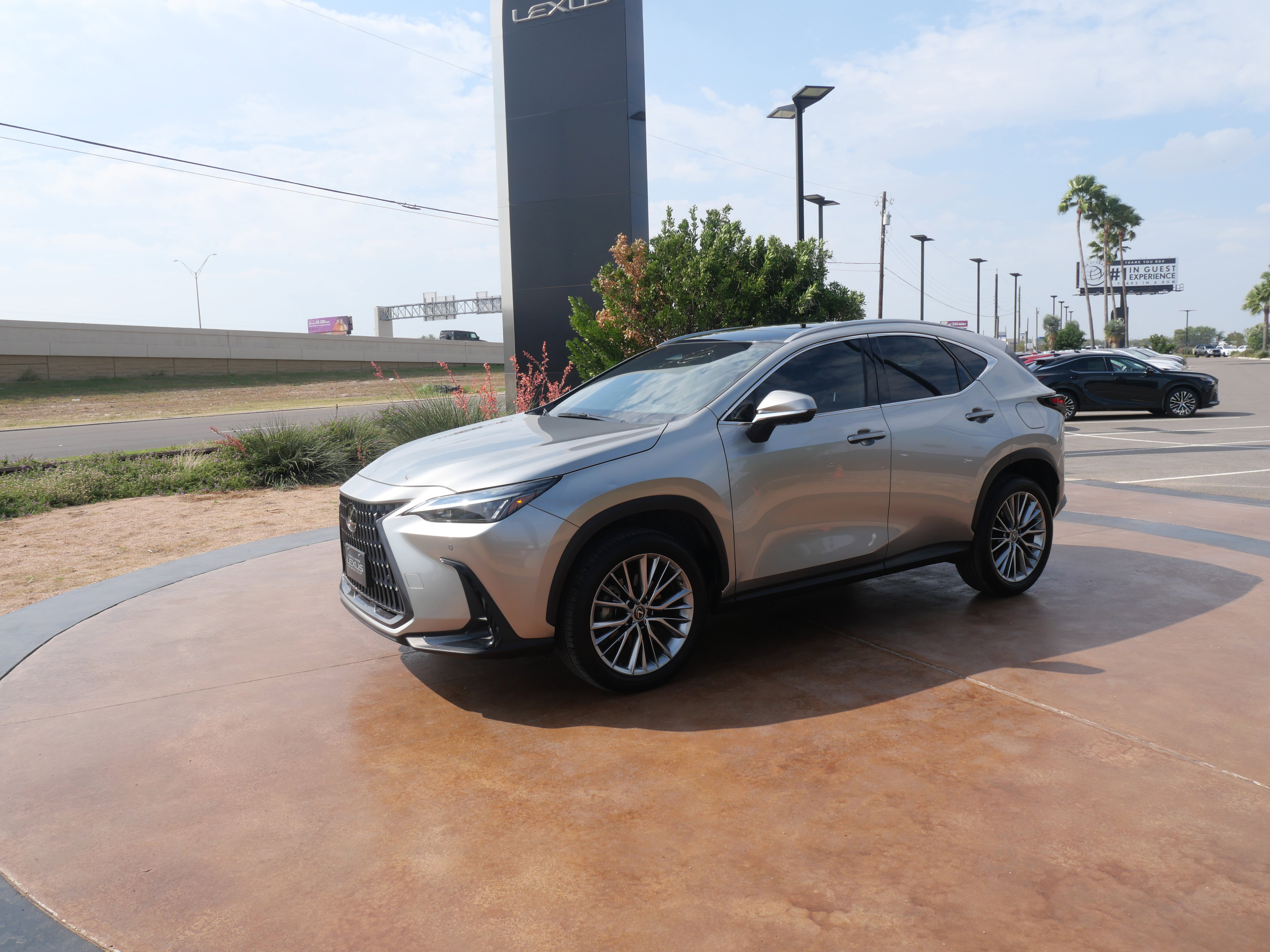 Used 2022 Lexus NX 350 AWD w/ Luxury Package image 5