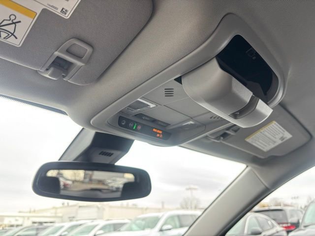 Certified 2023 GMC Terrain SLE w/ Driver Convenience Package image 28